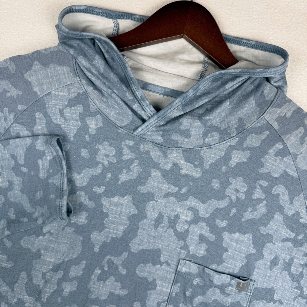 Huk Waypoint Running Lakes Hoodie Mens XL Blue Camo L/S Performance Pullover
